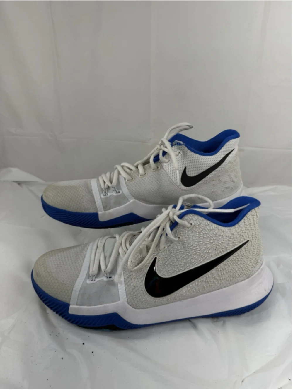 RARE Sz 11 Nike Kyrie 3 Duke Hyper Cobalt Blue Men's Shoes 852395-102 2016